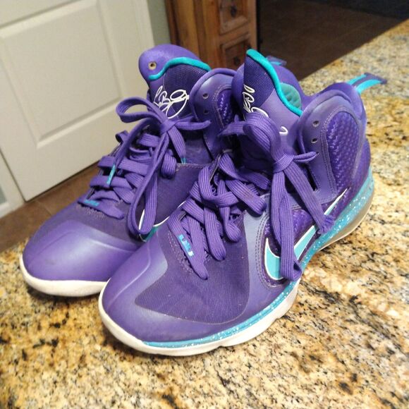 Nike LeBron Summit 2012 Lake Hornets Purple Basketball Men's US 9 469764-500 - Picture 1 of 12